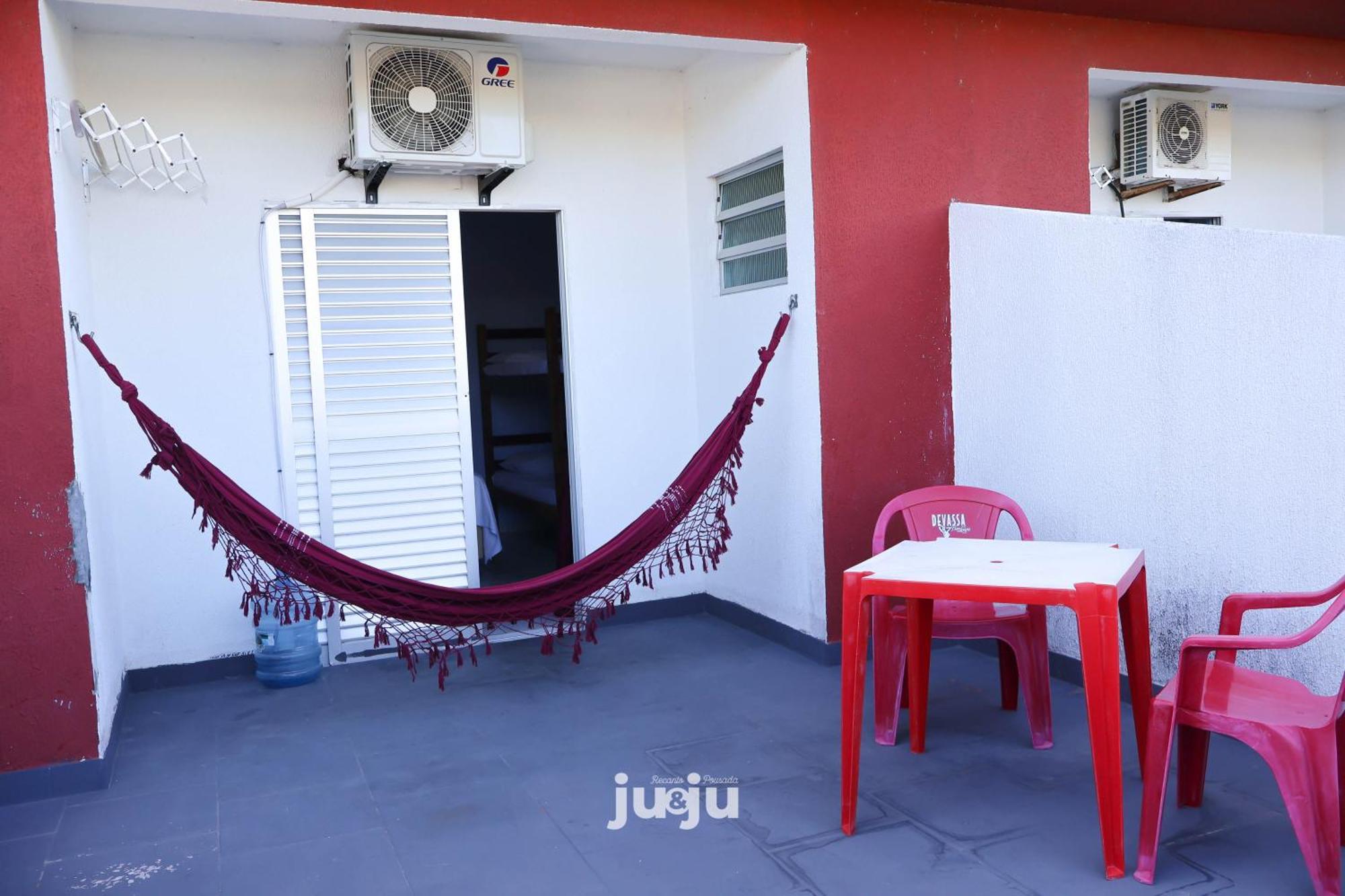 Pousada Ju&Ju A 400 Mts Da Praia Pontal do Paraná Exteriör bild